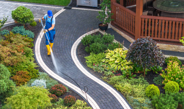 Best Roof Pressure Washing  in Hoosick Falls, NY